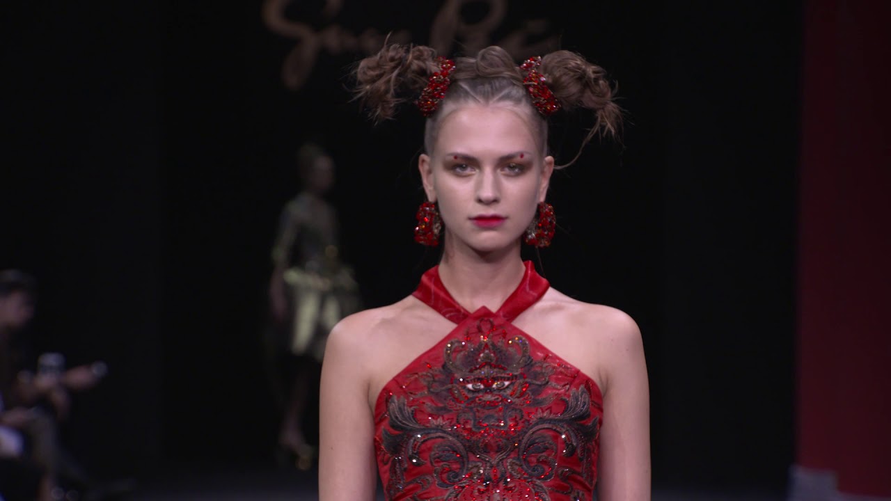 Guo Pei S/S 2019 Couture Collection：East Palace