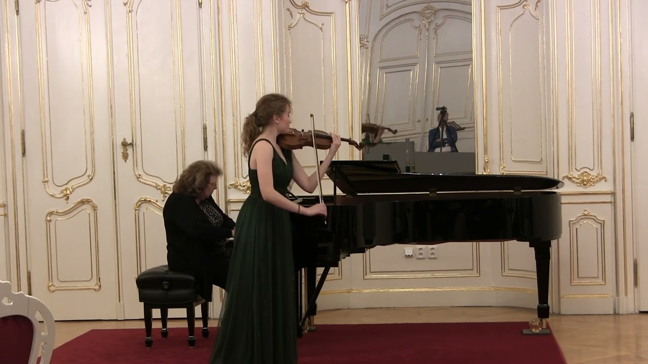 S.Prokofiev - Violin Concerto No 1/ Veronika Jugasová /