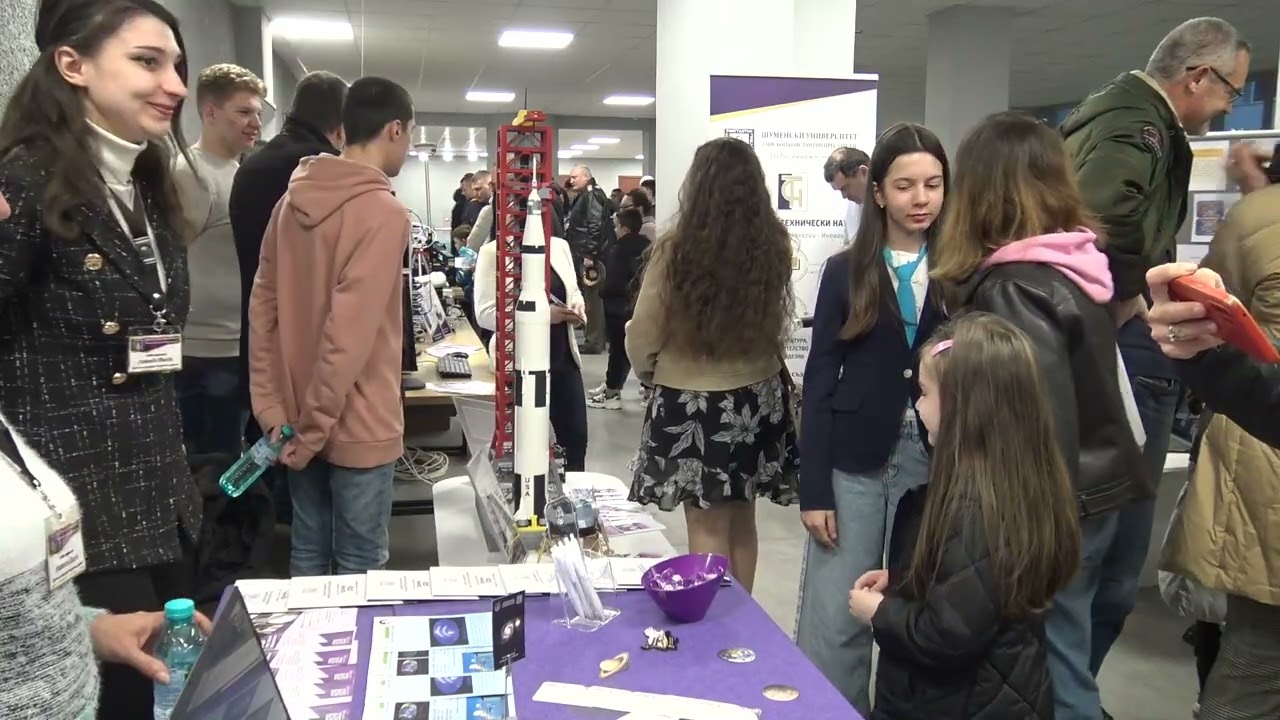 Демонстрационен експо щанд на ФТН