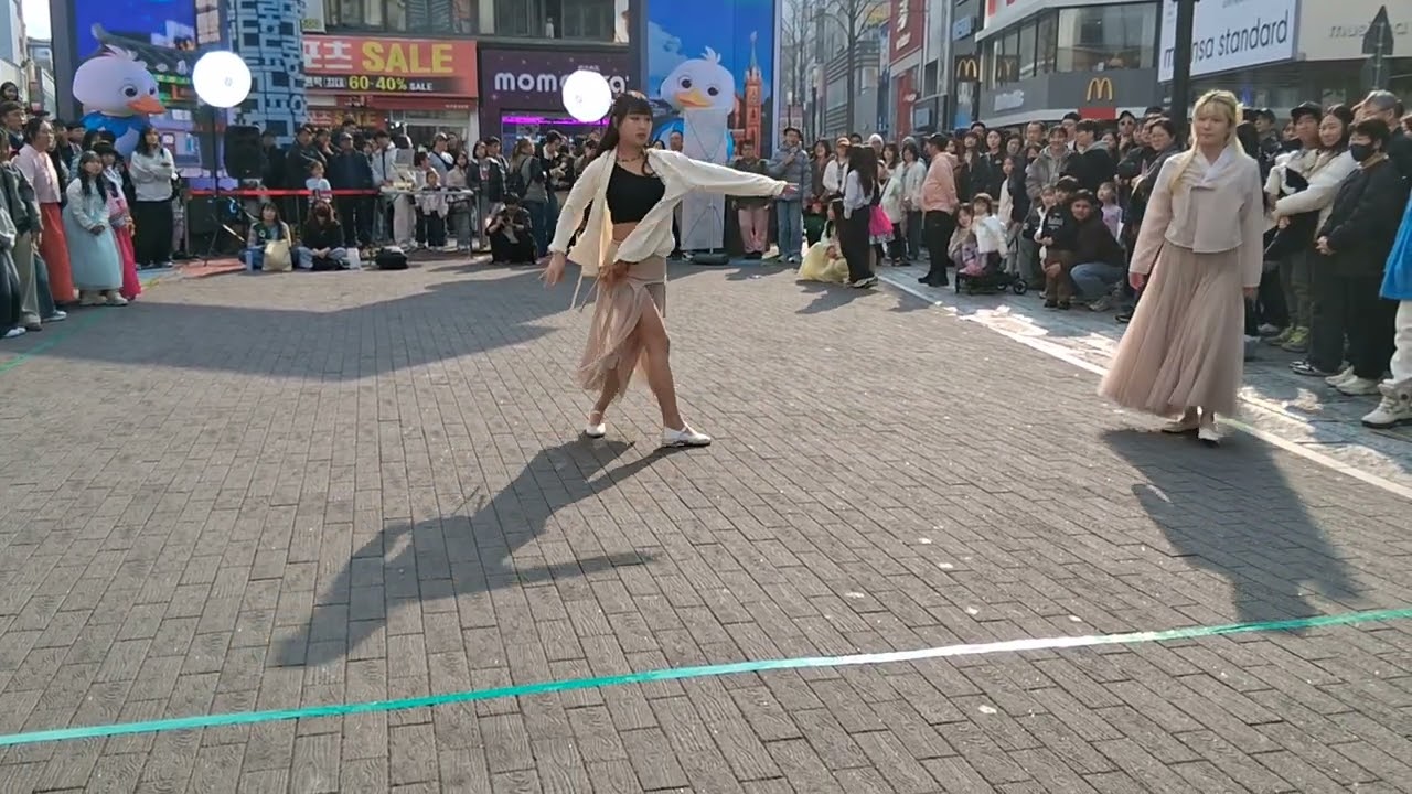 대구 동성로 댄스 공연