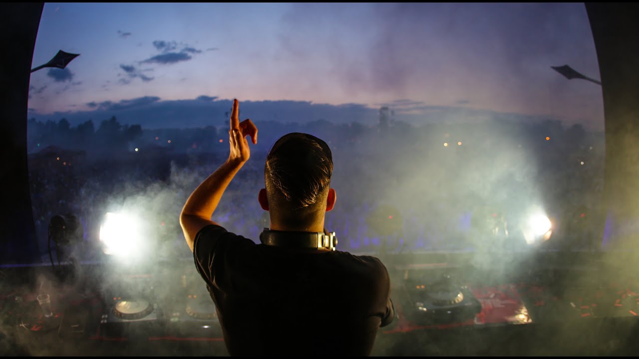 Defqon.1 2015 | RED | The Closing on Sunday | Adaro