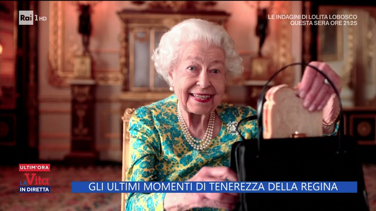 Gli ultimi momenti di tenerezza della Regina - La Vita in diretta 12/09/2022