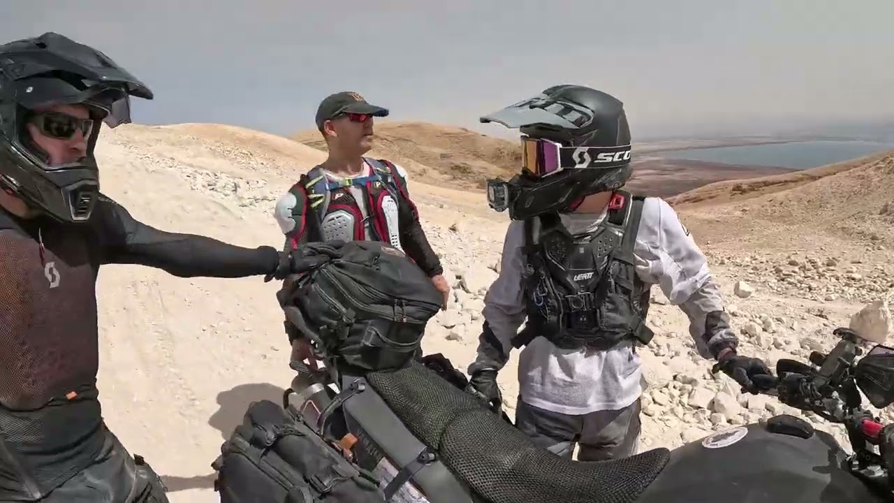 אלמוג למצוקי דרגות עם האנפילד הימליאן 459 | Enfield Himalayan 450 In The Judean Desert