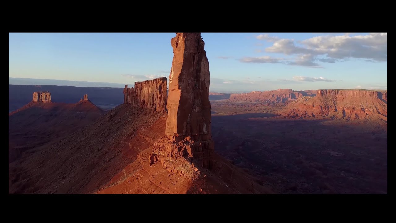 Desert Towers from the Air (4k)