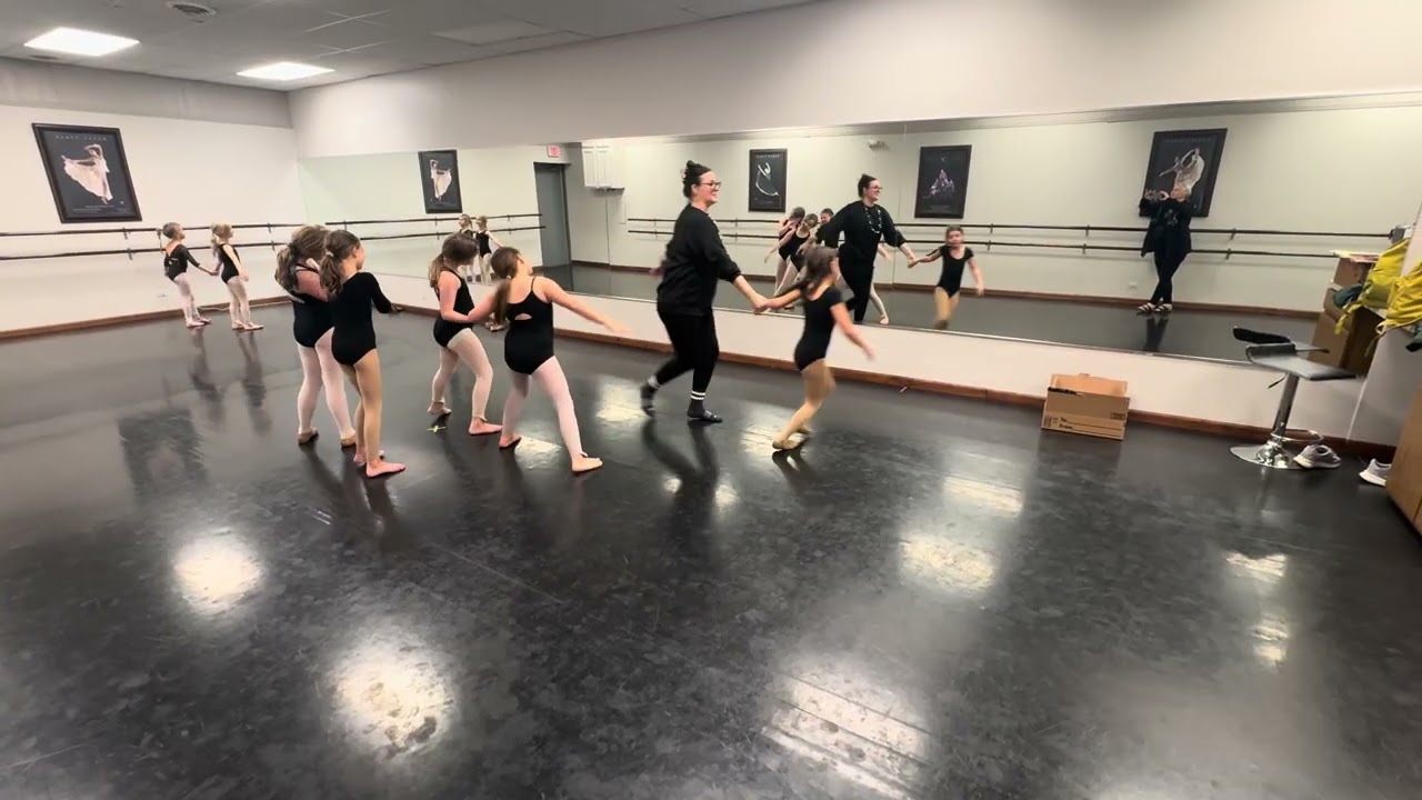 Petite Starz Tues Dec 10