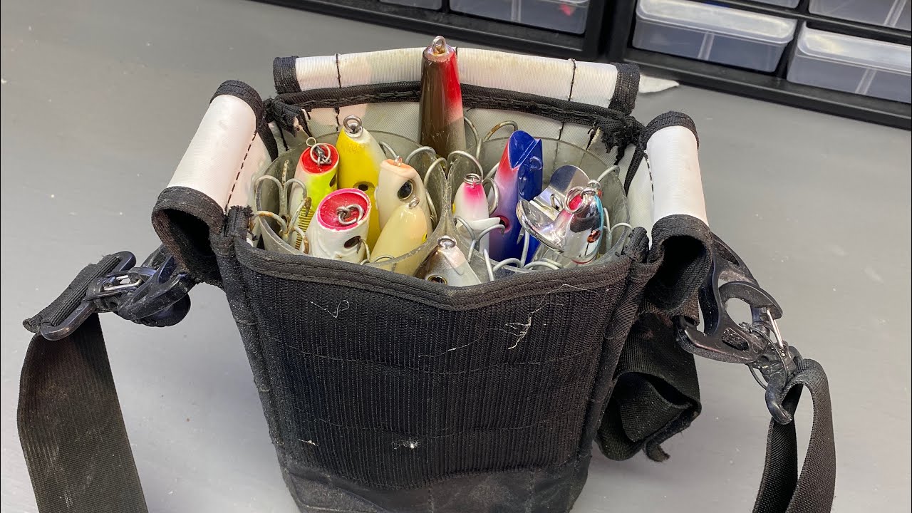 What Is In a Surfcasting Guides Spring Plug Bag