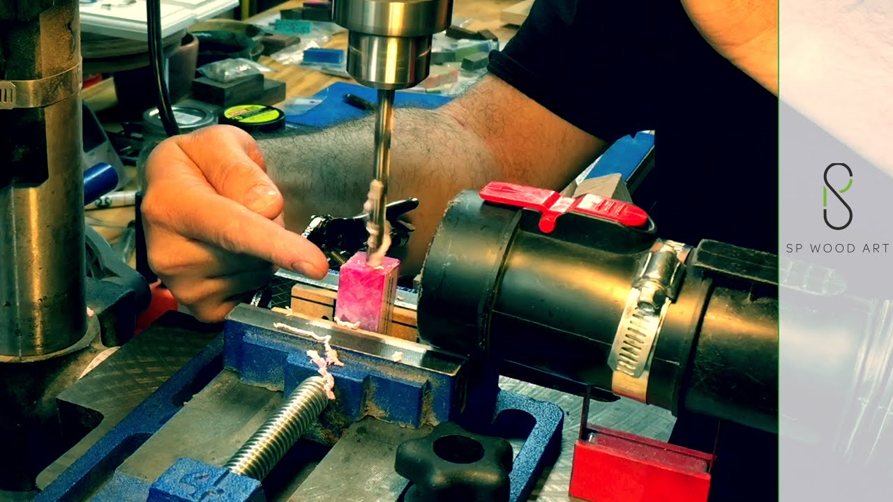 Turning an Acrylic Pen
