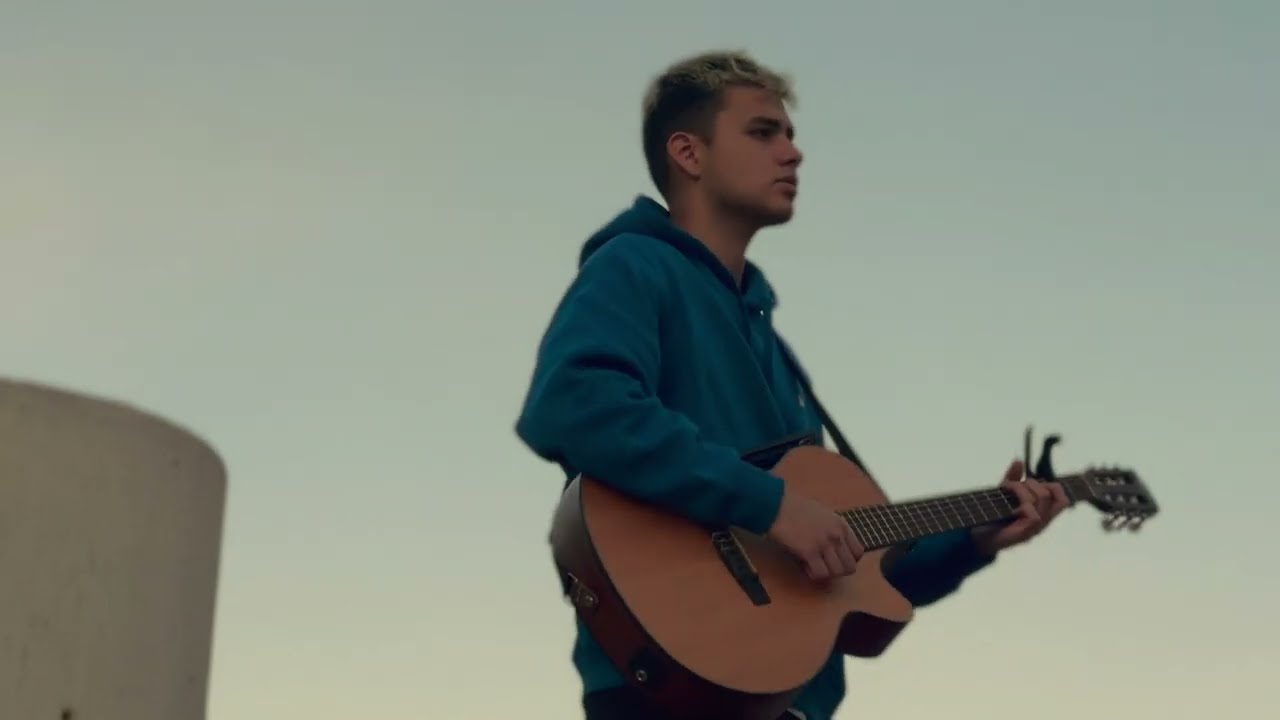 Manuel Lizarazo - Ladrona (Official Video)