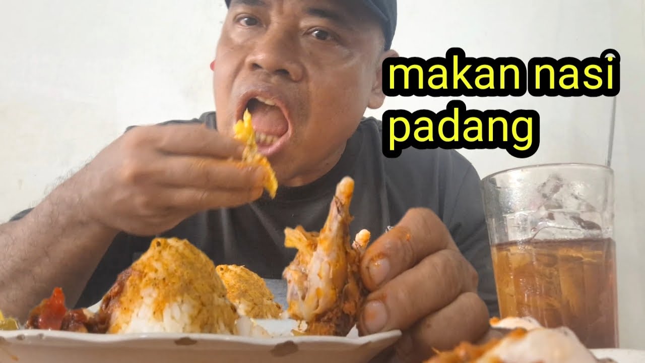 Mukbang nasi  padang siang ini