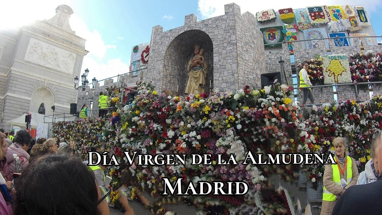 [4k] 🇪🇸Madrid: Dia Virgen de la almudena , calle Mayor, Plaza de la Almudena