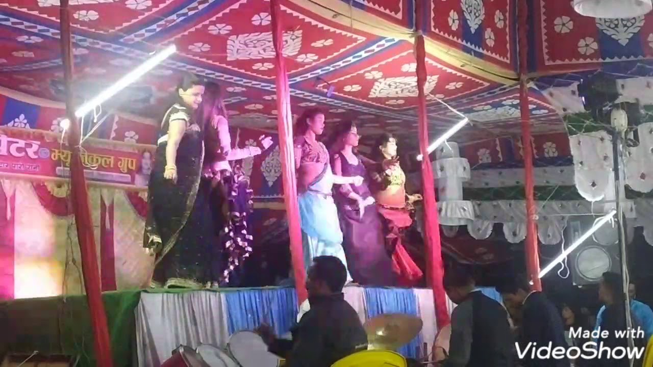 Paro rani dance stage show in village senduar..