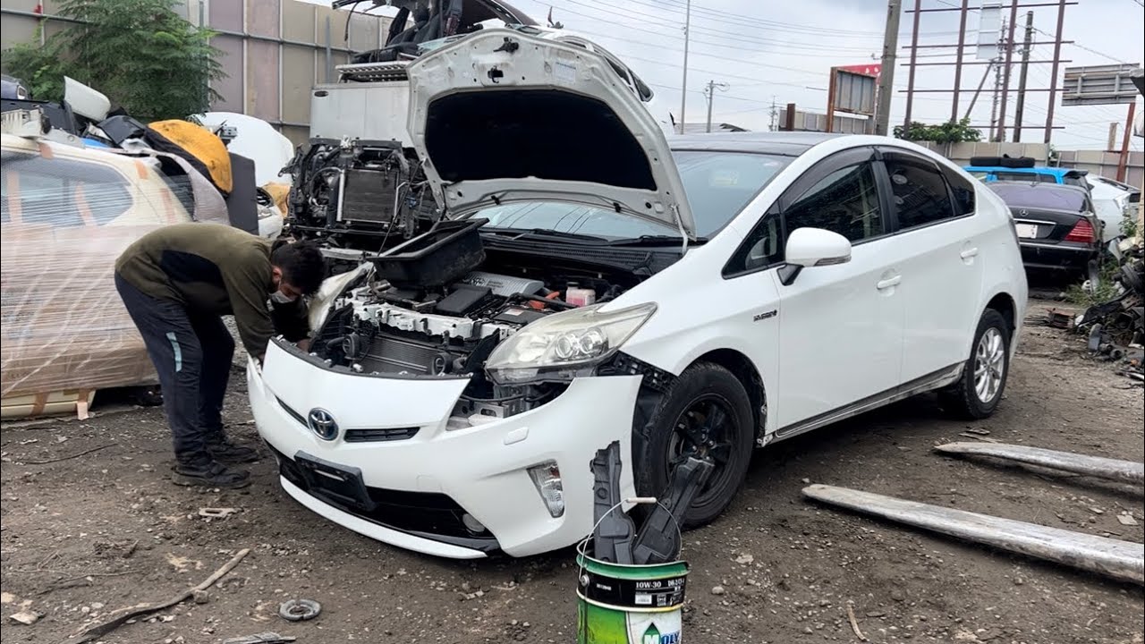 Toyota Prius Export Preparation: From Japan to Shipping #automobile #japan 