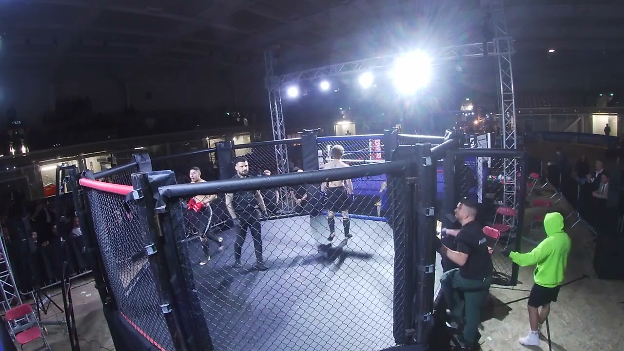BRISTOL | ULTRA MMA | CHAY 'THE USUAL SUSPECT' HARWOOD VS ISAAC STEVENS