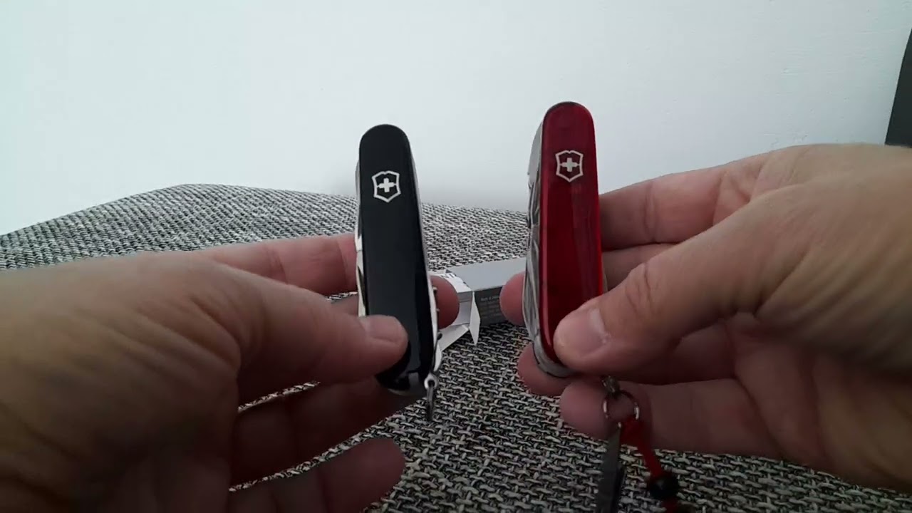 Nowy nabytek do kolekcji czarnych scyzoryków Victorinox. Victorinox Huntsman#Unboxing