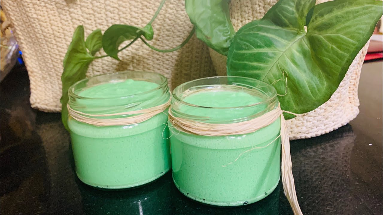 Lemon zest sugar scrub  | Amna Elhitami