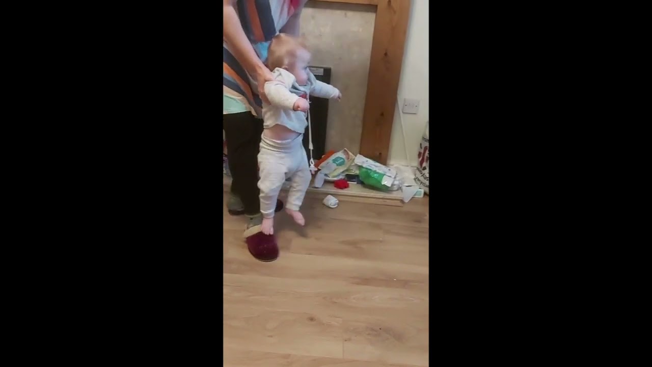 Demonstration: Gross Motor Delay in 10 and a half Month Old Baby