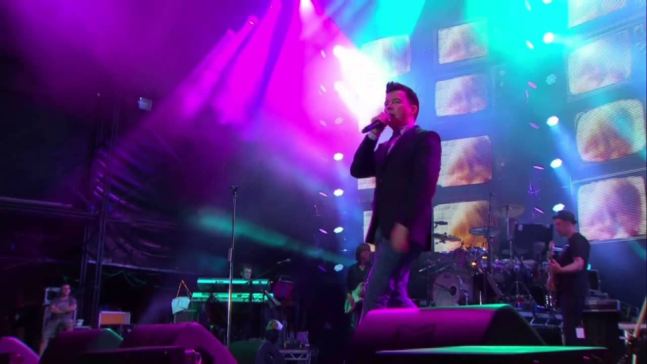 HD Rick Astley Never Gonna Give You Up Rewind Festival 80's 2012