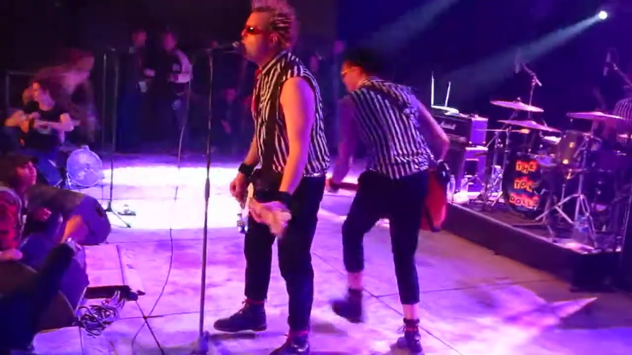 The Toy Dolls - Bless You My Son (Zikenstock Festival 2013 France, Cateau-Cambrésis) [HD]