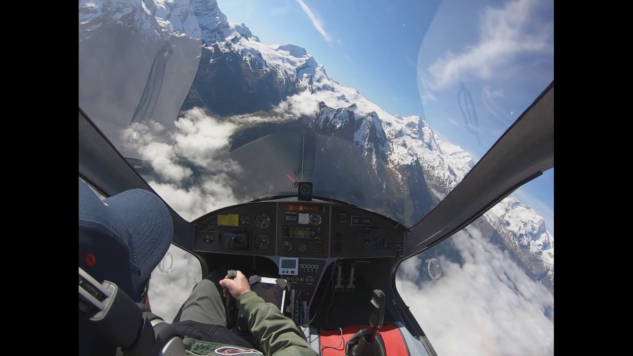 Magni M24 Gyrocopter flight up to the Matterhorn in Switzerland