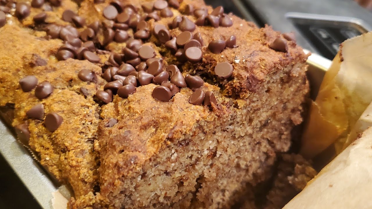 Gluten free Banana Bread | gluten free recipes | egg free | dairy free 💕