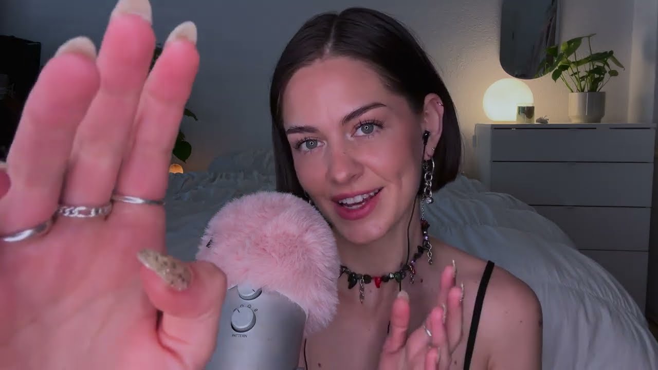 ASMR that slows as your eyes get heavier😴