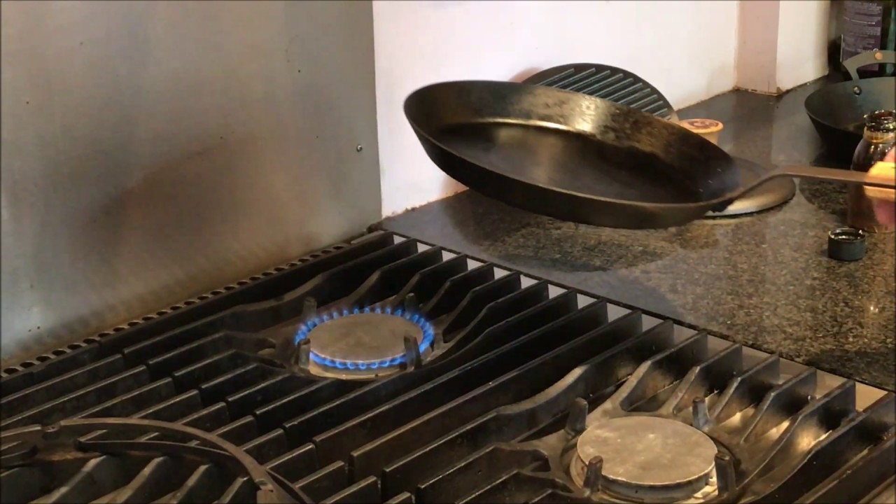 Как быстро повторно обработать чугунные сковороды Netherton Foundry маслом