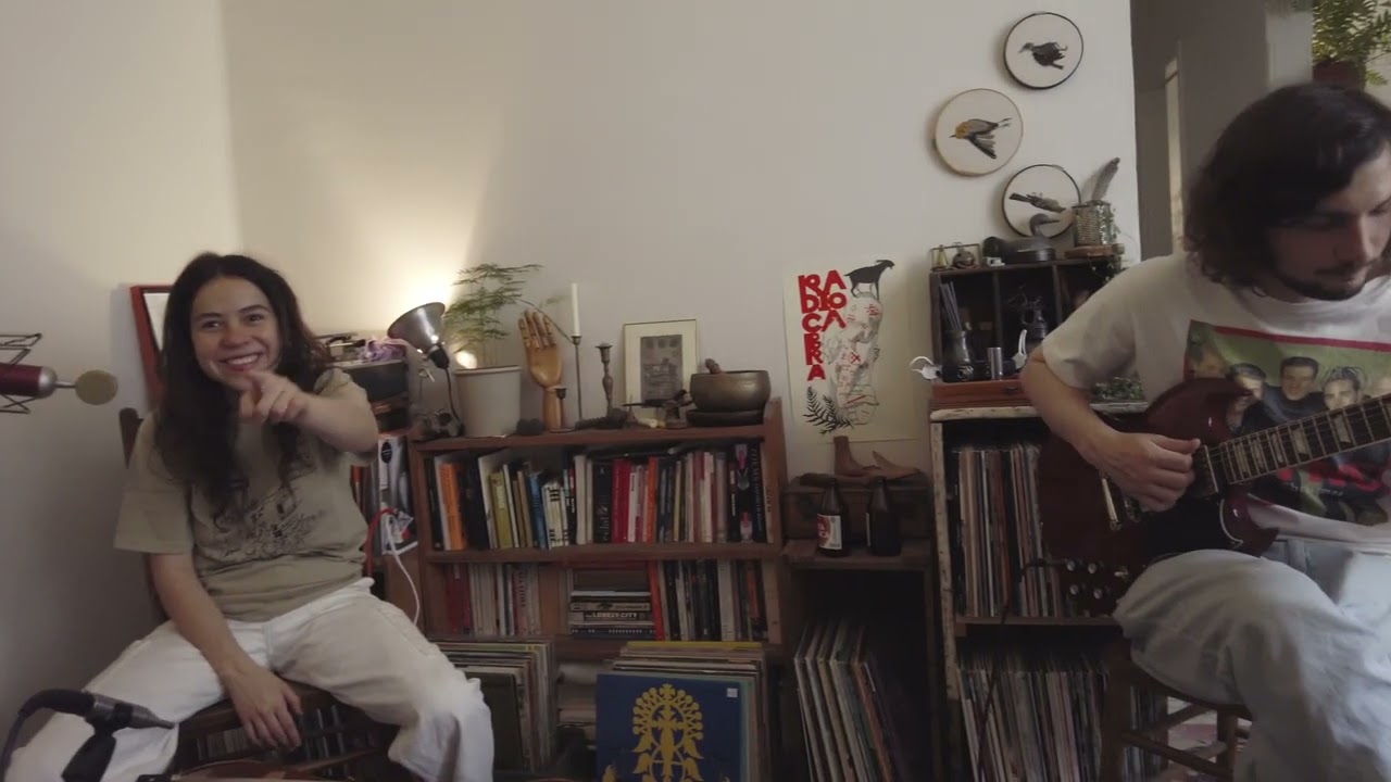 Sesiones Radio Cabra - Mabe Fratti (con I. la Católica)