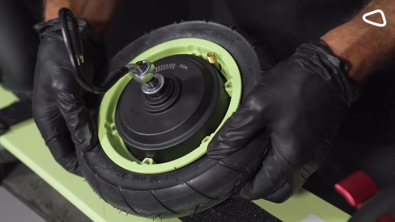 Inokim light 2 - how to Fix flat tyre