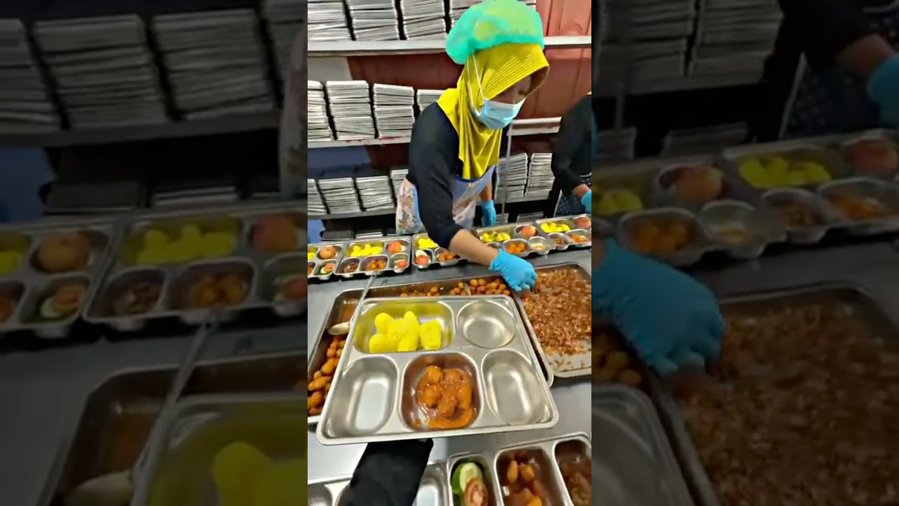 MAKAN BERGIZI GRATIS