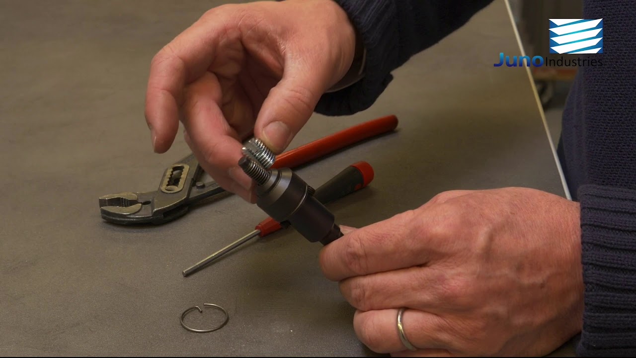 Remplacer le goujon de l'outil de pose mecanique type 515