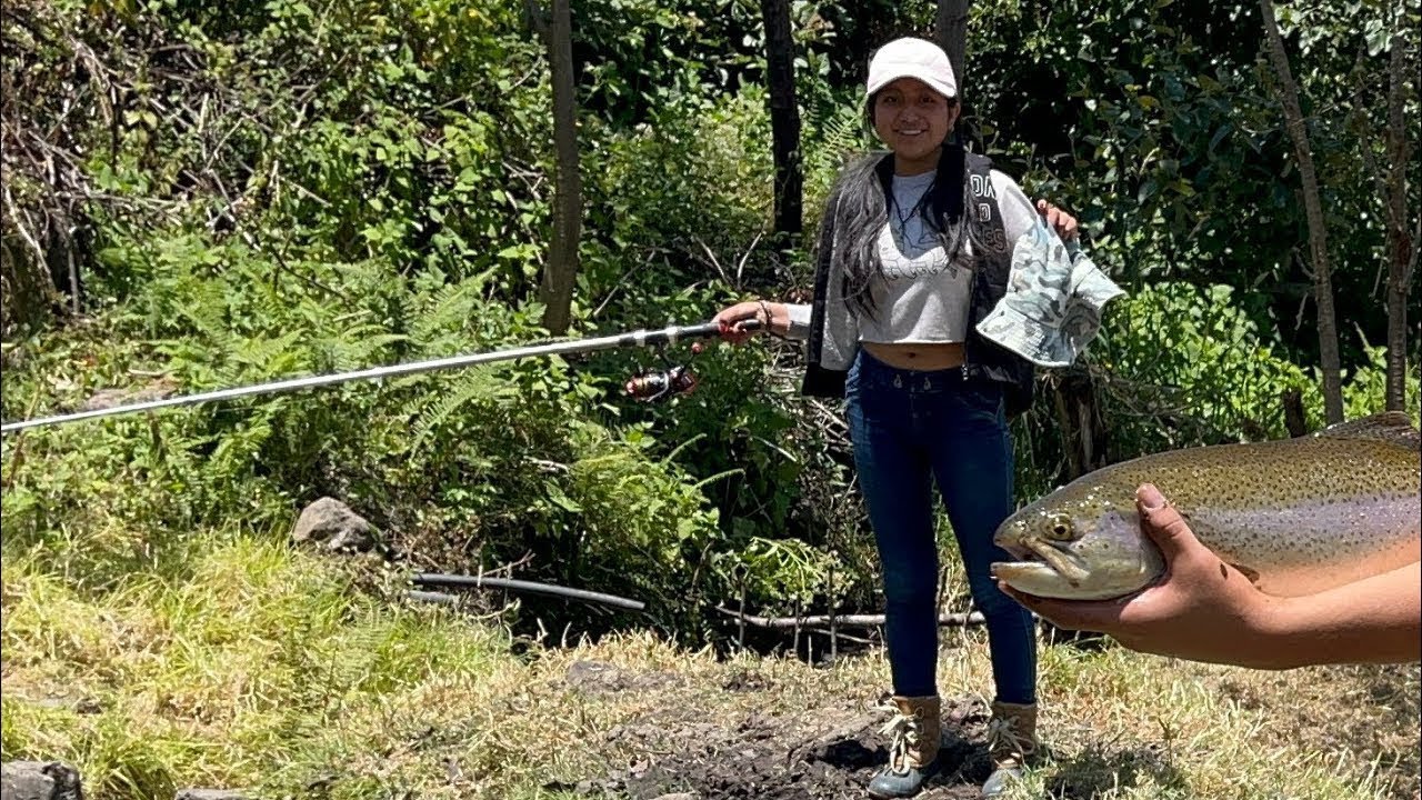 En busca de peces en el río 🎣🎣