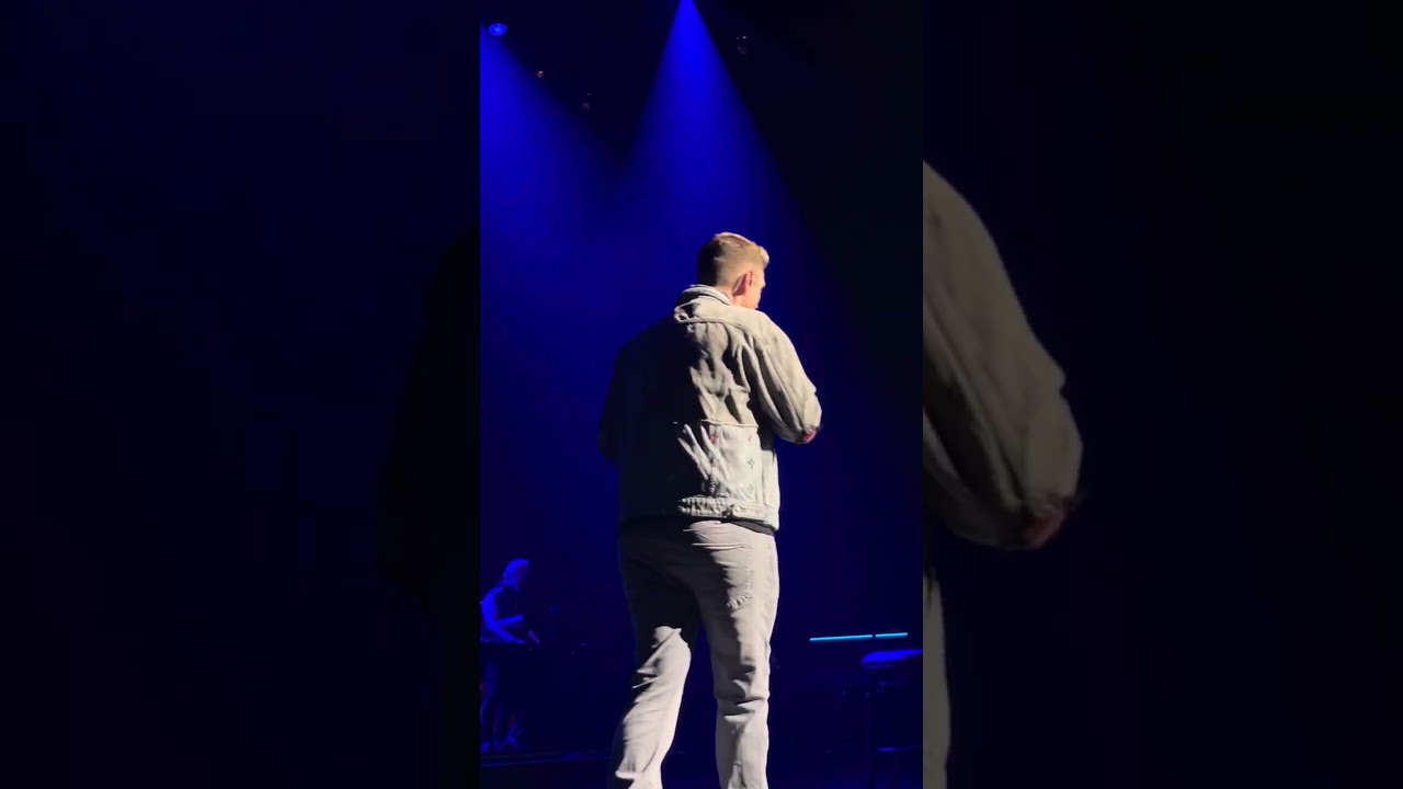 Nick Carter - I Need You Tonight 10/29/24