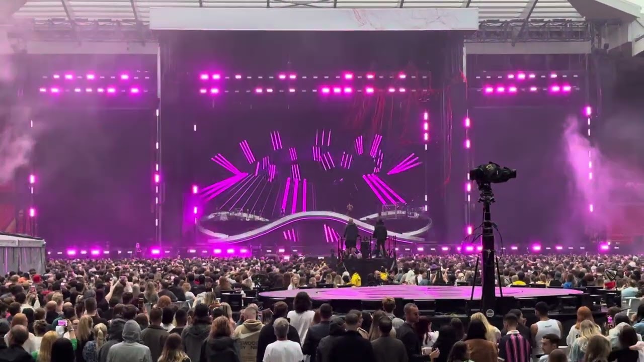 Dua Lipa - Physical: Radical Optimism Tour, Anfield, Liverpool, UK (24/6/25)