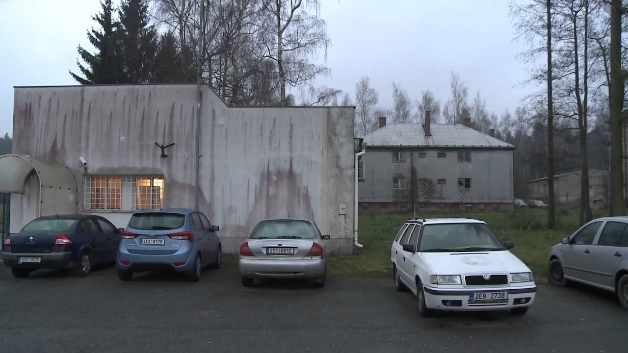 Předseda sněmovny navštívil muniční sklad v Květné