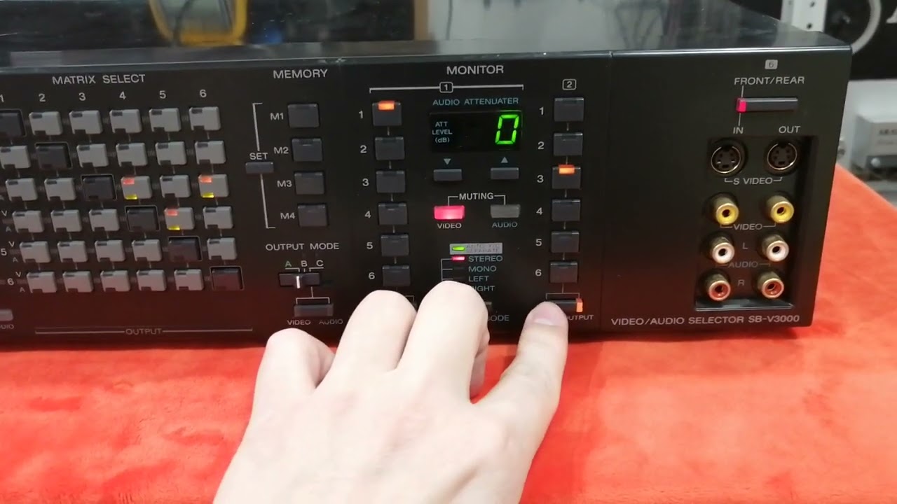 SONY SB-V3000 Video/Audio Selector продам