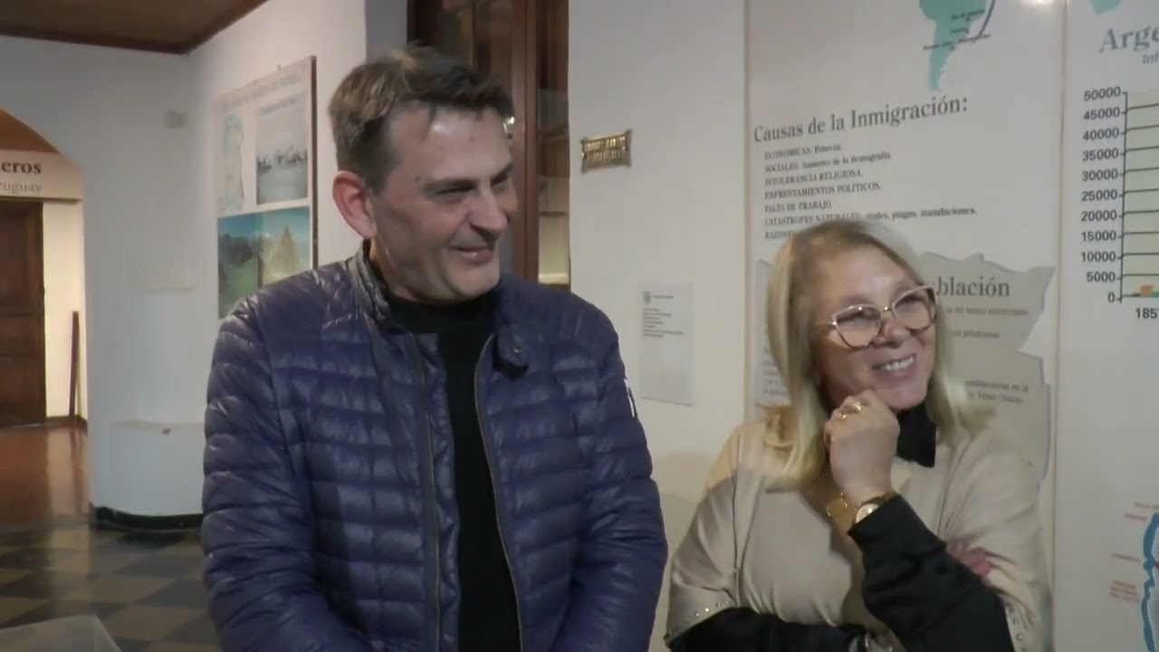 TRADICIONAL CHOCOLATE DEL 25 EN EL MUSEO: HUGO MARTÍN Y GLORIA BALLAY COMPARTEN DETALLES