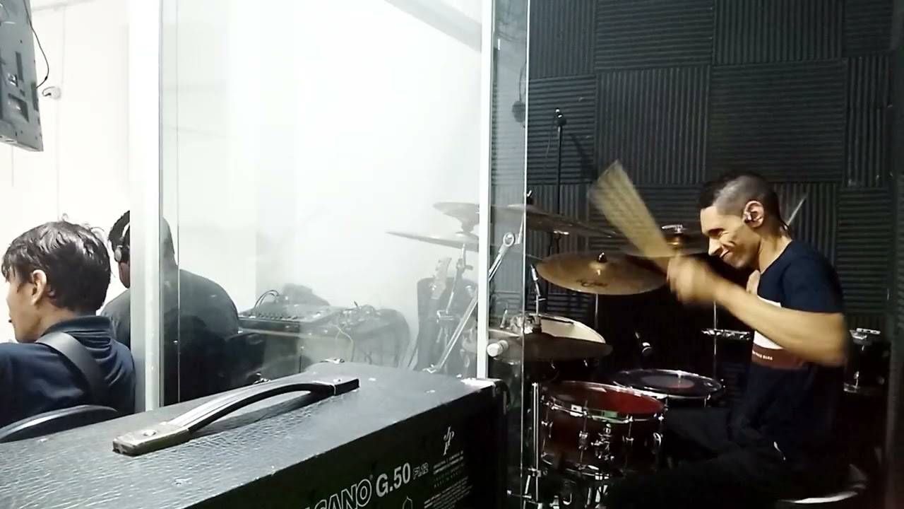 NADA ALÉM DO SANGUE (Fernandinho)                    (Drum cover🥁)