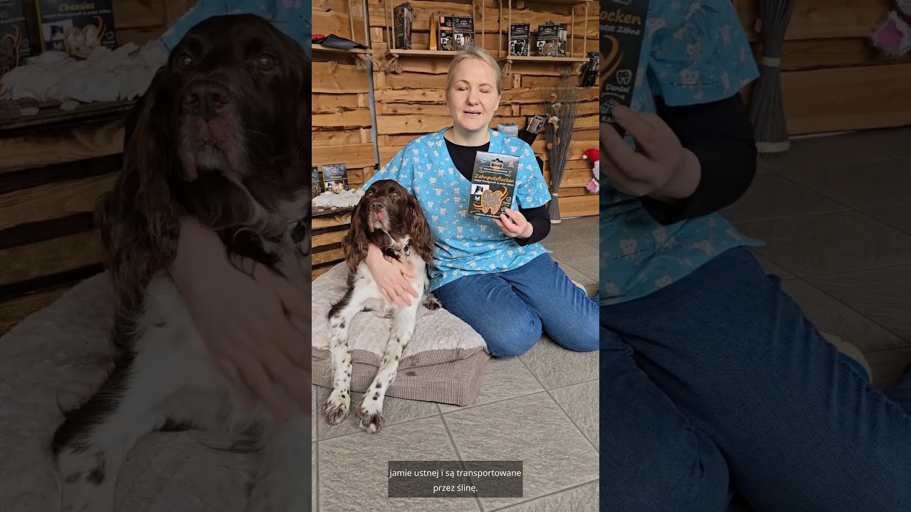 Mikrobiolog Anke Nagler wyjaśnia, jak stosować płatki dentystyczne QCHEFS dla psa! 🐶 #psa
