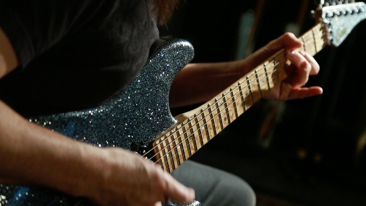 SUHR ECLIPSE - FEATURING AL ESTRADA