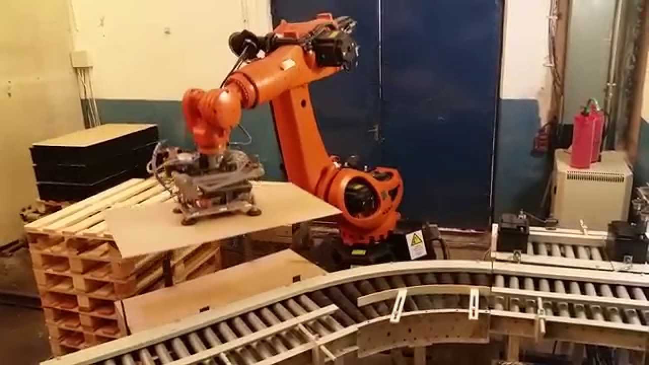 KUKA Krc4 palletizing robot - Application from Robotsistem