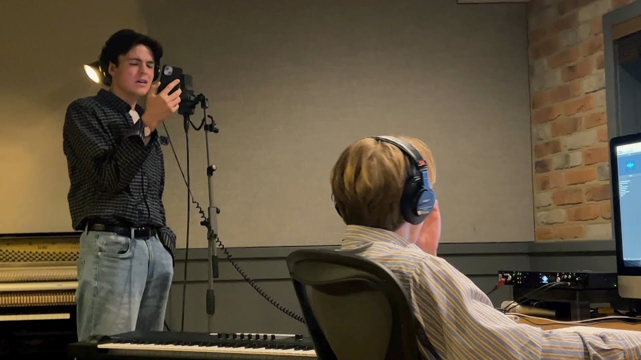 V (BTS) Christmas Tree - (New Hope Club - Cover)