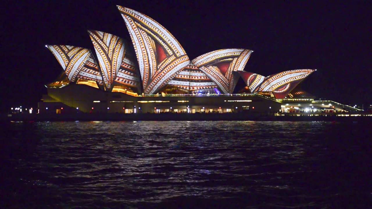 VIVID SYDNEY _ OPERA HOUSE