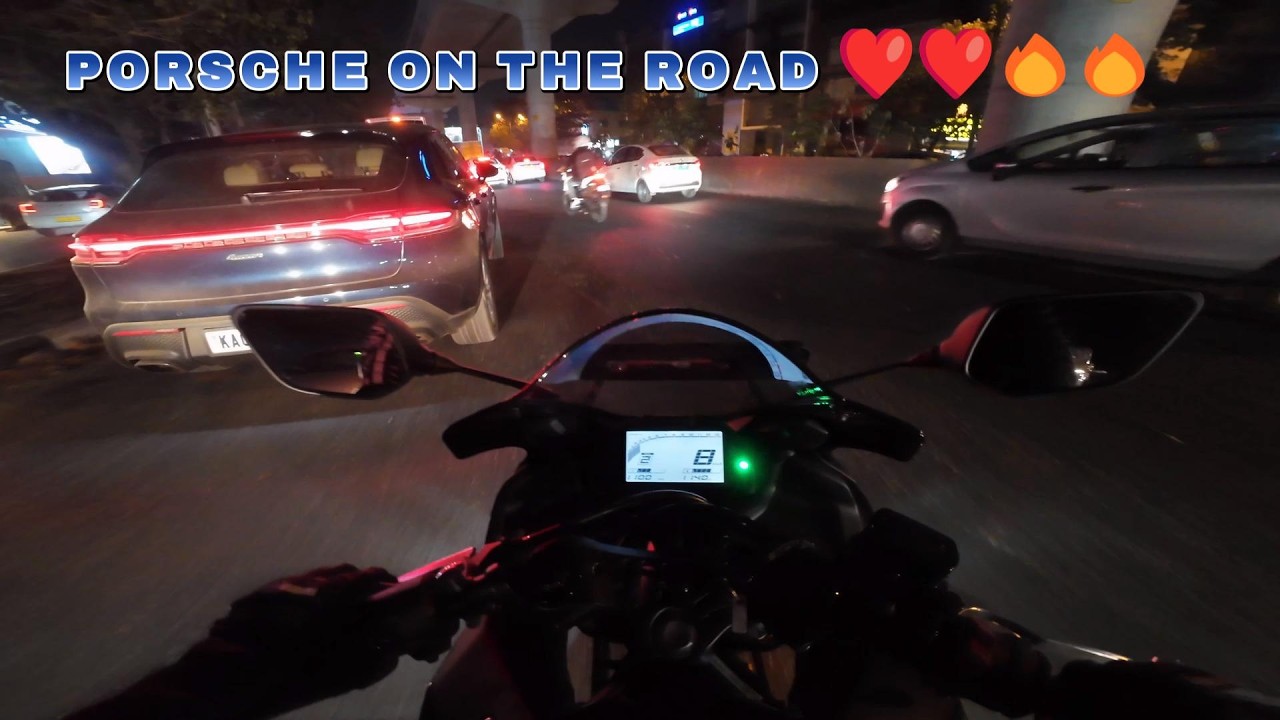 Porsche Spotted on Night Ride 😍 | Yamaha R3 Street Moment 🌙🔥