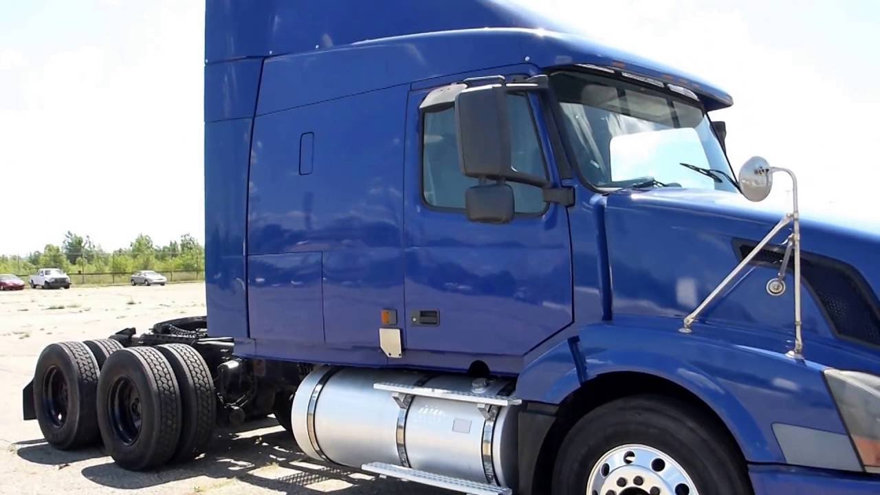 2005 Volvo VNL-30 | For Sale | Online Auction