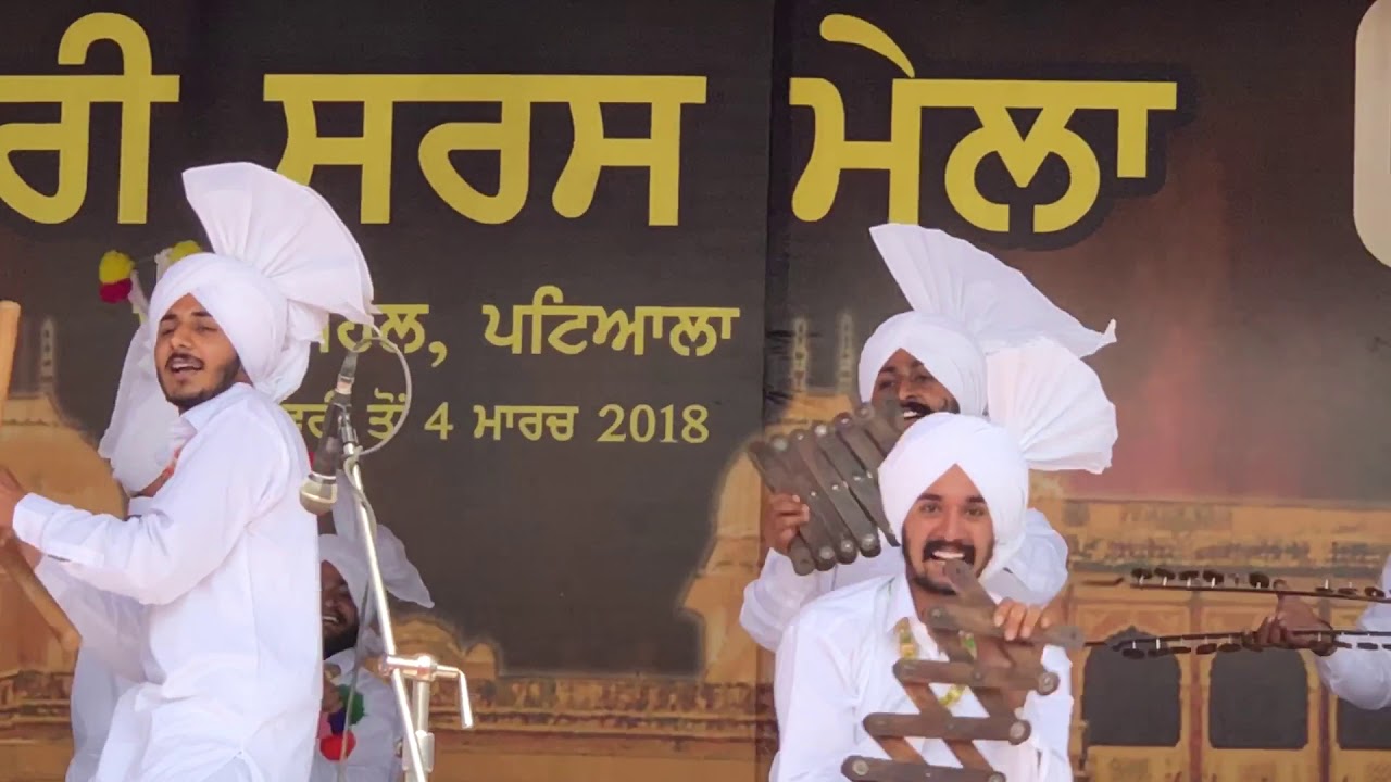 Khalsa college patiala malvi gidha Ist position in saras mela patiala
