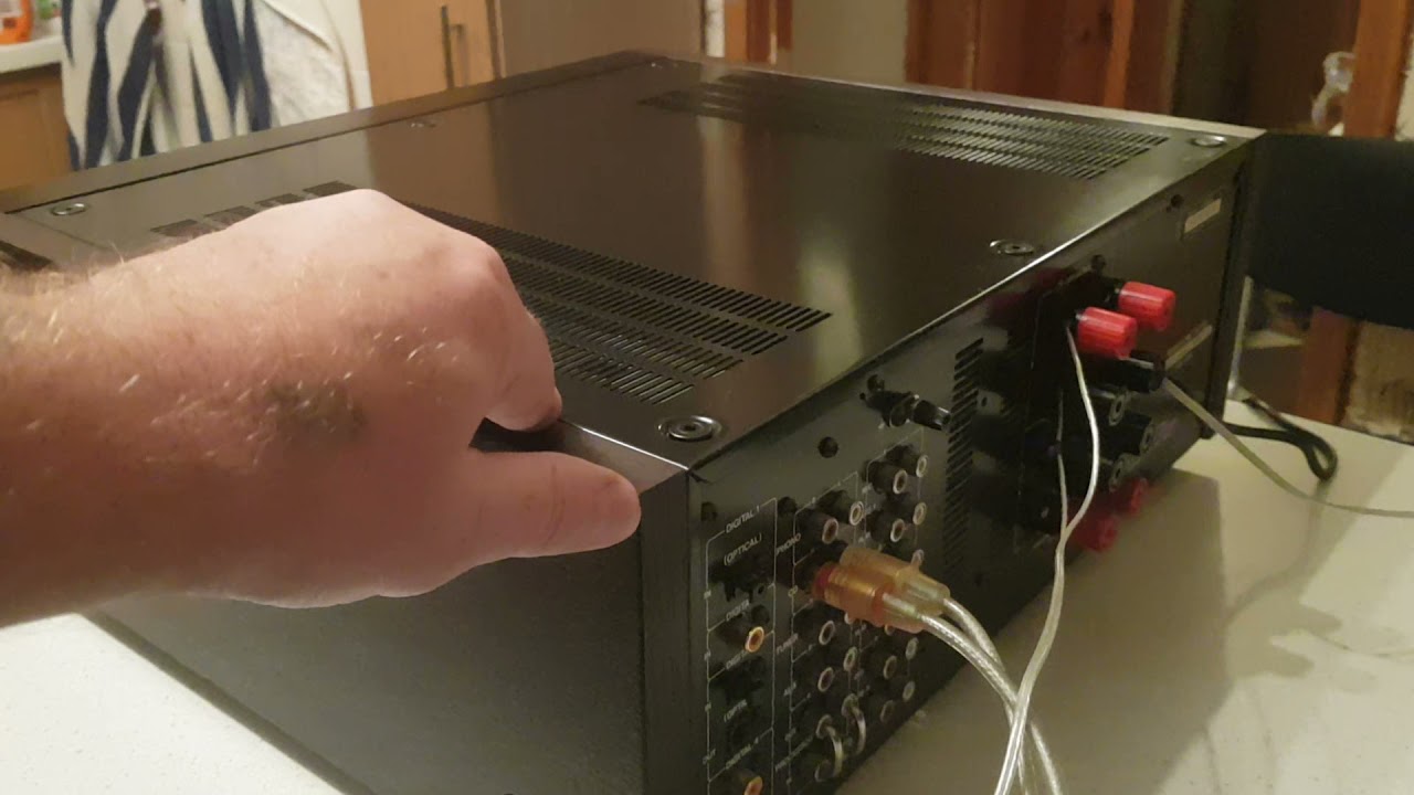 Akai AM-75 Reference Master