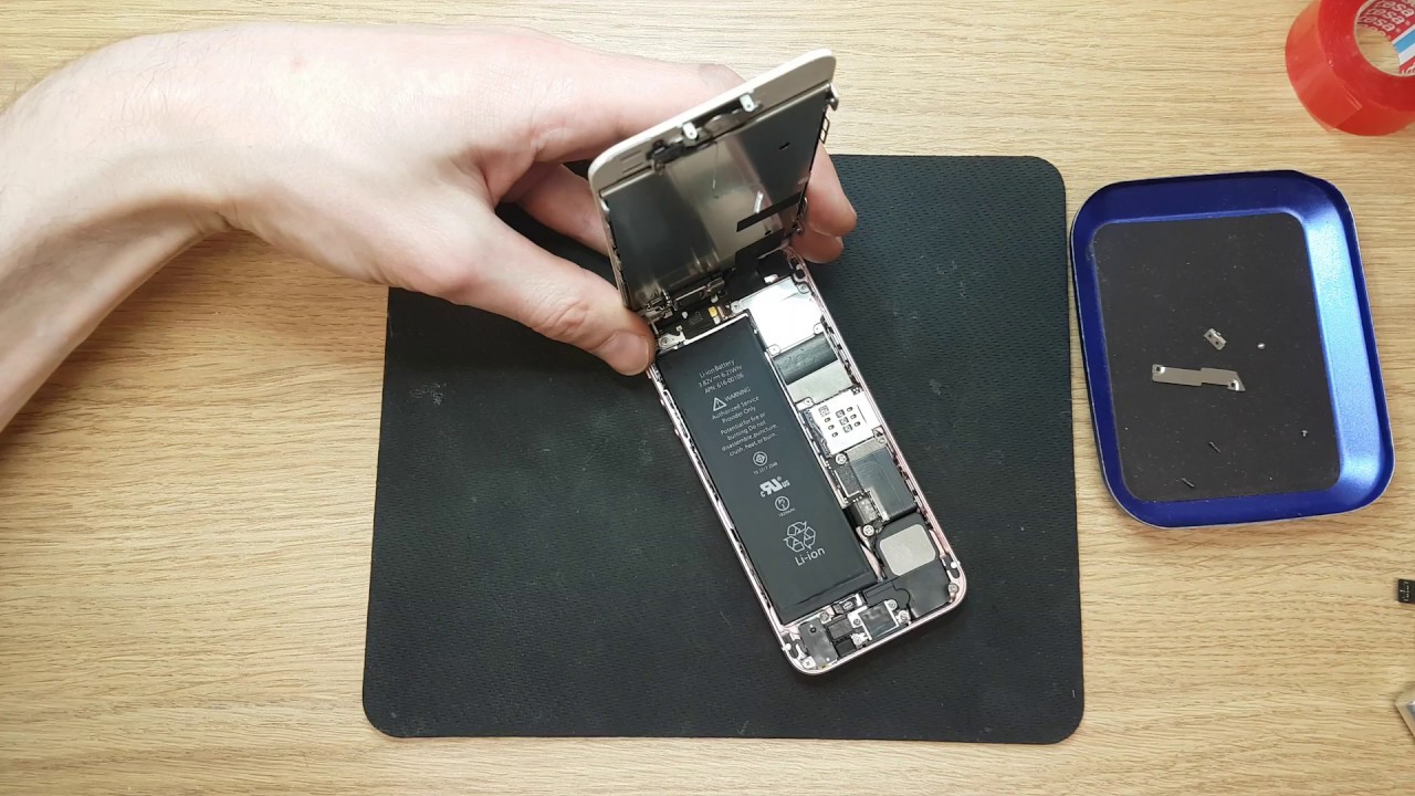 Apple iphone 5 se check for overheating of the processor by replacing the battery.