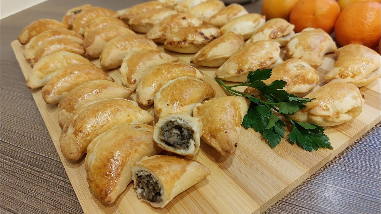 Świąteczne PIECZONE PIEROGI  z PIECZARKAMI 🍄Pyszne drożdżowo kruche paszteciki 👍