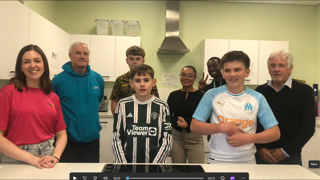 Come Dine With Me at The Way Ep 13 - It's a busy kitchen this month!