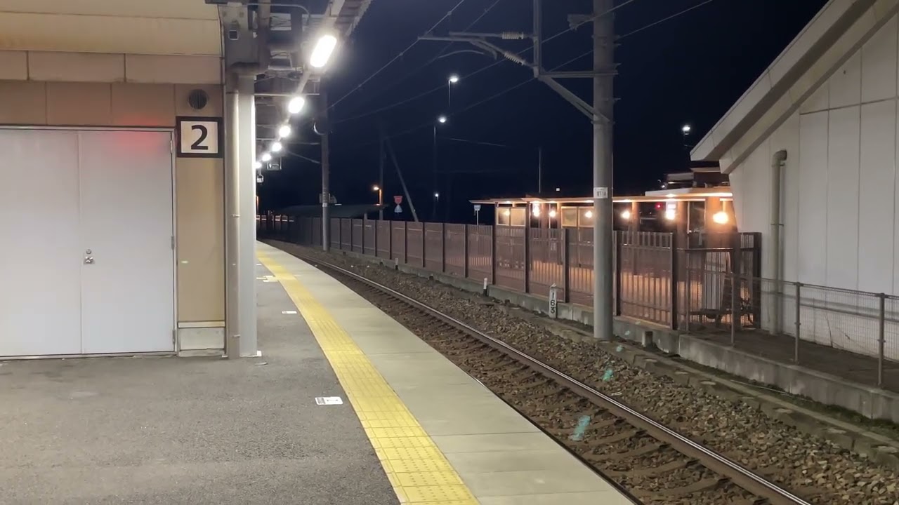 回6223M 521系U06編成